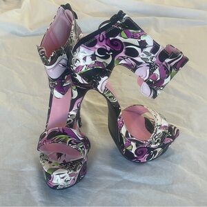 Show Story pink and purple pattern open toe heels size 9 -40